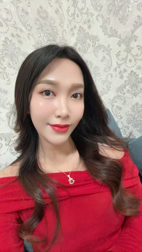 Maindelainejin33 Lai, 33, United Kingdom
