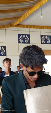Safi, 20, India
