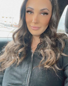 Michelle Butler, 34, United States
