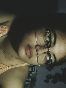 Nin B, 22, Philippines