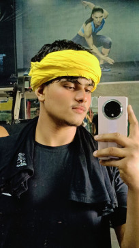 Prince, 19, India