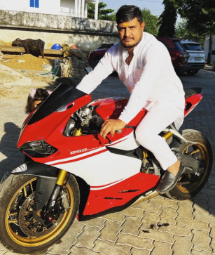 Narendra, 28, India
