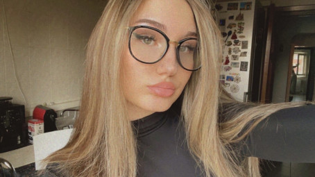 Daisy, 30, Canada