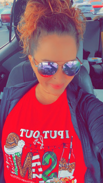 Sandy, 34, United Kingdom