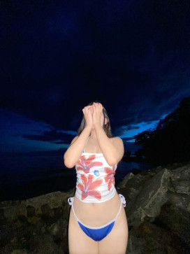 Rovella, 19, Philippines