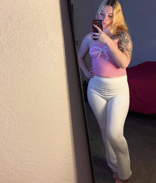 Prettyypinkkx, 21, United States