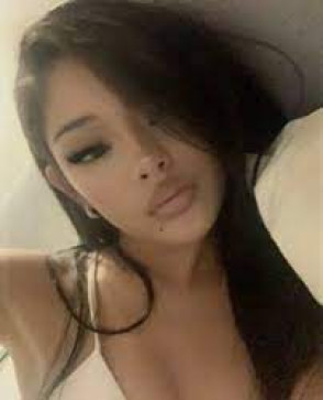 Catherine Lopez, 19, Canada