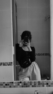 IZi, 18