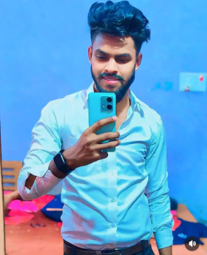 Abhishek, 21, India