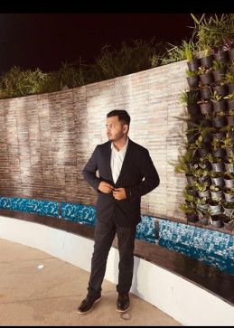 Max Rogers, 25, India