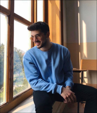 KHAN, 28, India