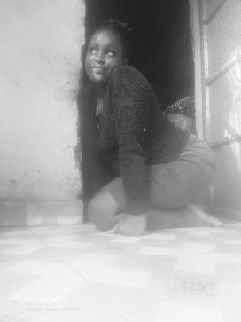 Sharon, 22, Kenya