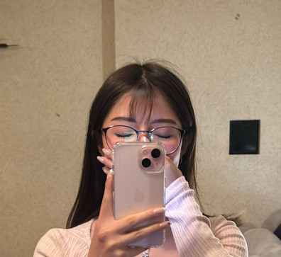 Hersheyezz, 21, India