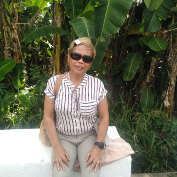 Chona, 55, Philippines