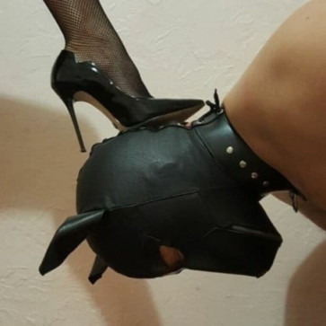 Sky, 21, New Zealand