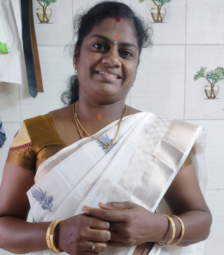 Bommidusky, 33, India