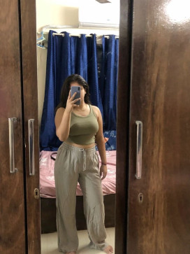 Moji, 23, India