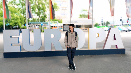 Manjeet, 25, Romania