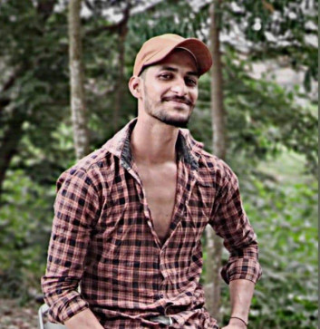 Firoz Ansari, 23, India