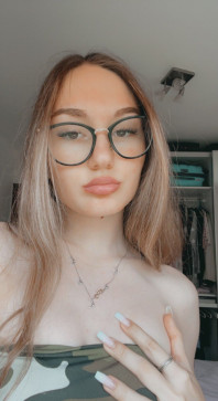 Evelyn Jace, 29, United States