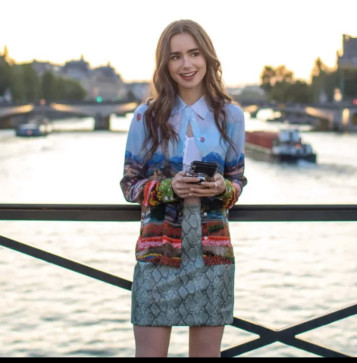 Charlotte Ava, 24, United States