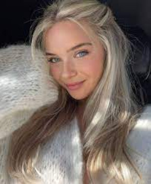 Amalia, 18, Germany