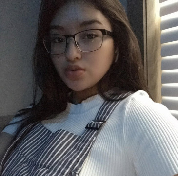Lilly, 26, United States