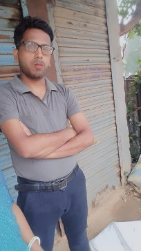 Roser, 29, India