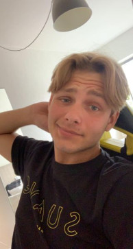 Ellias, 22, Denmark
