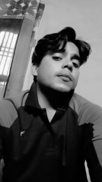 Teejnas Yadav, 19, India