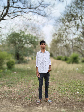 Naitik, 19, India