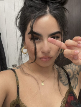 Liv, 21, United States