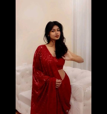 Honey Girl, 18, India
