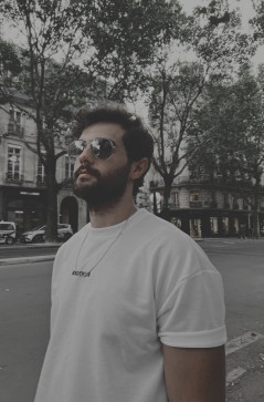 Ron, 27, India