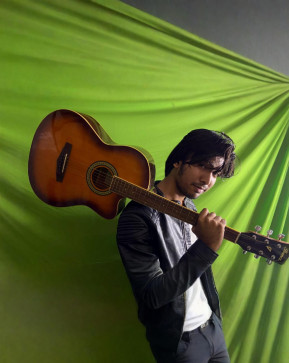 Sam Samy, 20, India