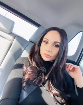 Ariana, 32, United States