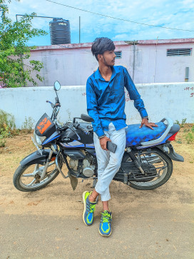 Piyush Dehariya, 19, India