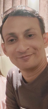 Chandresh Giri, 40, India