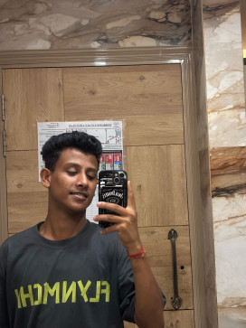 Aniket Dey, 22, India