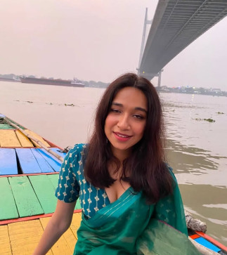 Isha Singh, 23, India