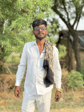 Raees Hahsmi, 24, India