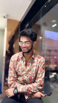 Faizan, 20, India