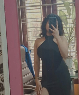 Priya__, 18, India