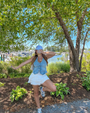 Nathalie, 24, United States