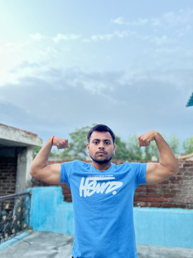 Akash, 19, India