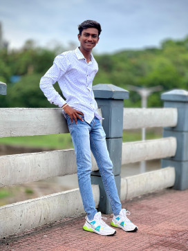 Aditya, 18, India