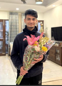 Kaifff, 18, India