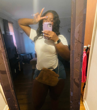 Iyonna, 18, United States