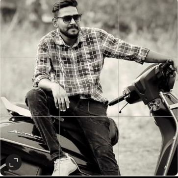 Malakshar, 27, India