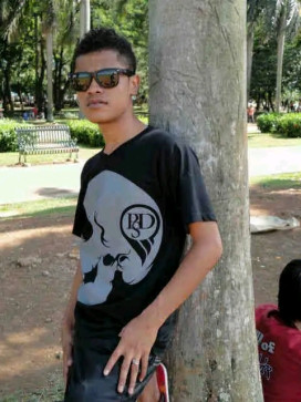 Ichal Sadewachan, 18, Indonesia